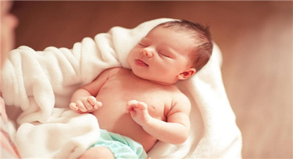 कोरोना संक्रमीत महिलाले जन्माइन स्वस्थ शिशु 