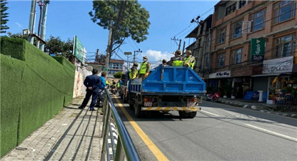 ललितपुरमा फुटपाथमा पसल राख्न नपाईने , जाँडरक्सीको विज्ञापन बोर्ड हटाईयो !