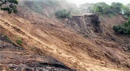 पहिरोका कारण एक युवा बेपत्ता 